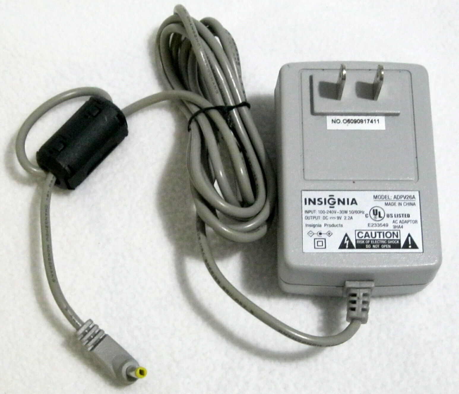 NEW INSIGNIA ADPV26A Switching AC Power Supply Adapter Charger 9V DC 2.2A